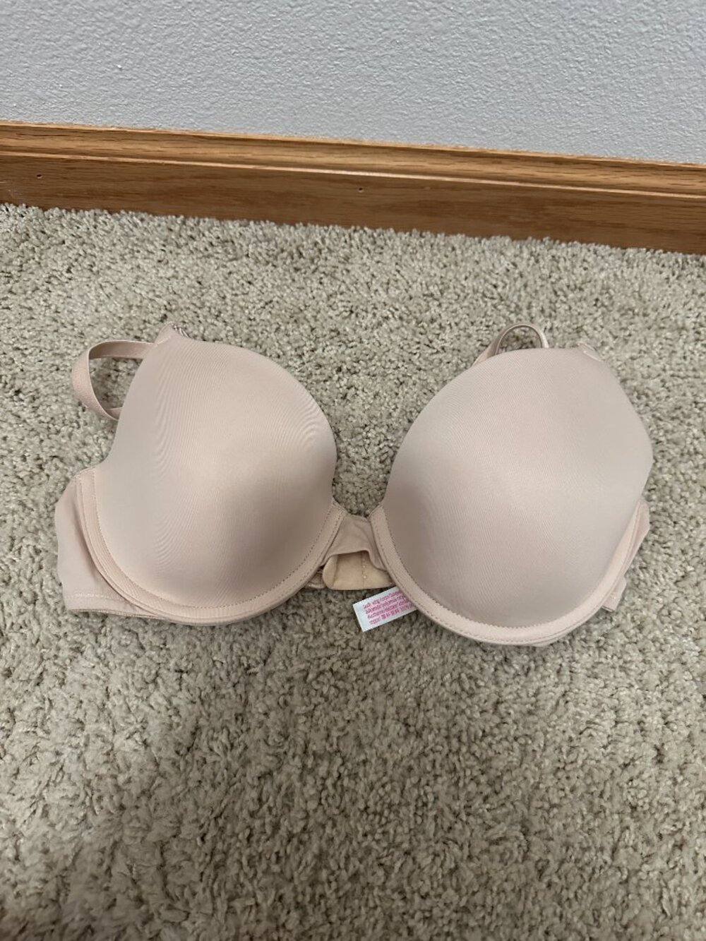 Victoria's Secret PINK Wear Everywhere Lightly Lined T-Shirt Bra Size 34C